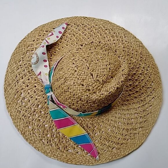 Handmade Vintage Straw Women Hat - Picture 3 of 16